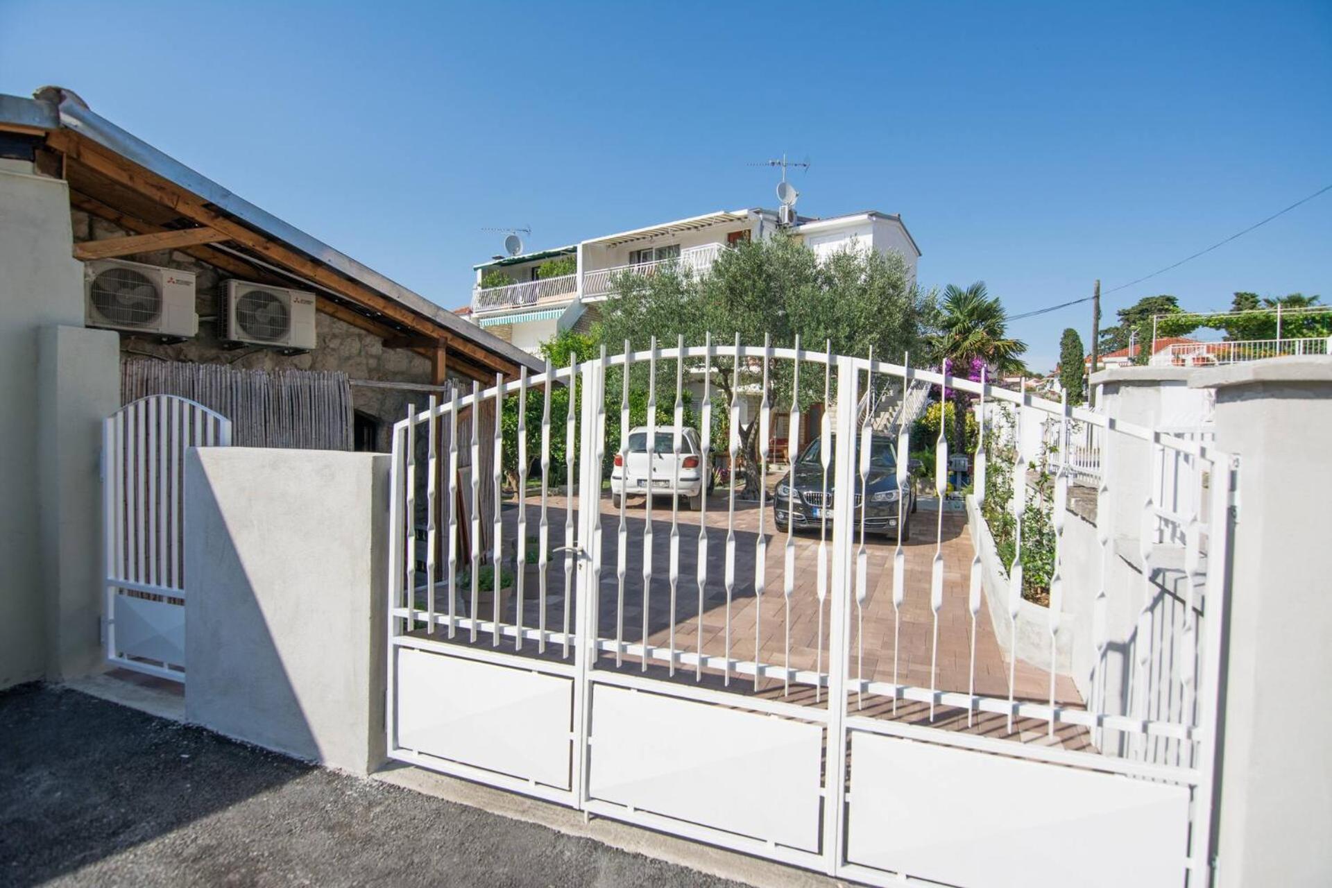 Apartment Rajna Biograd Na Moru Eksteriør billede
