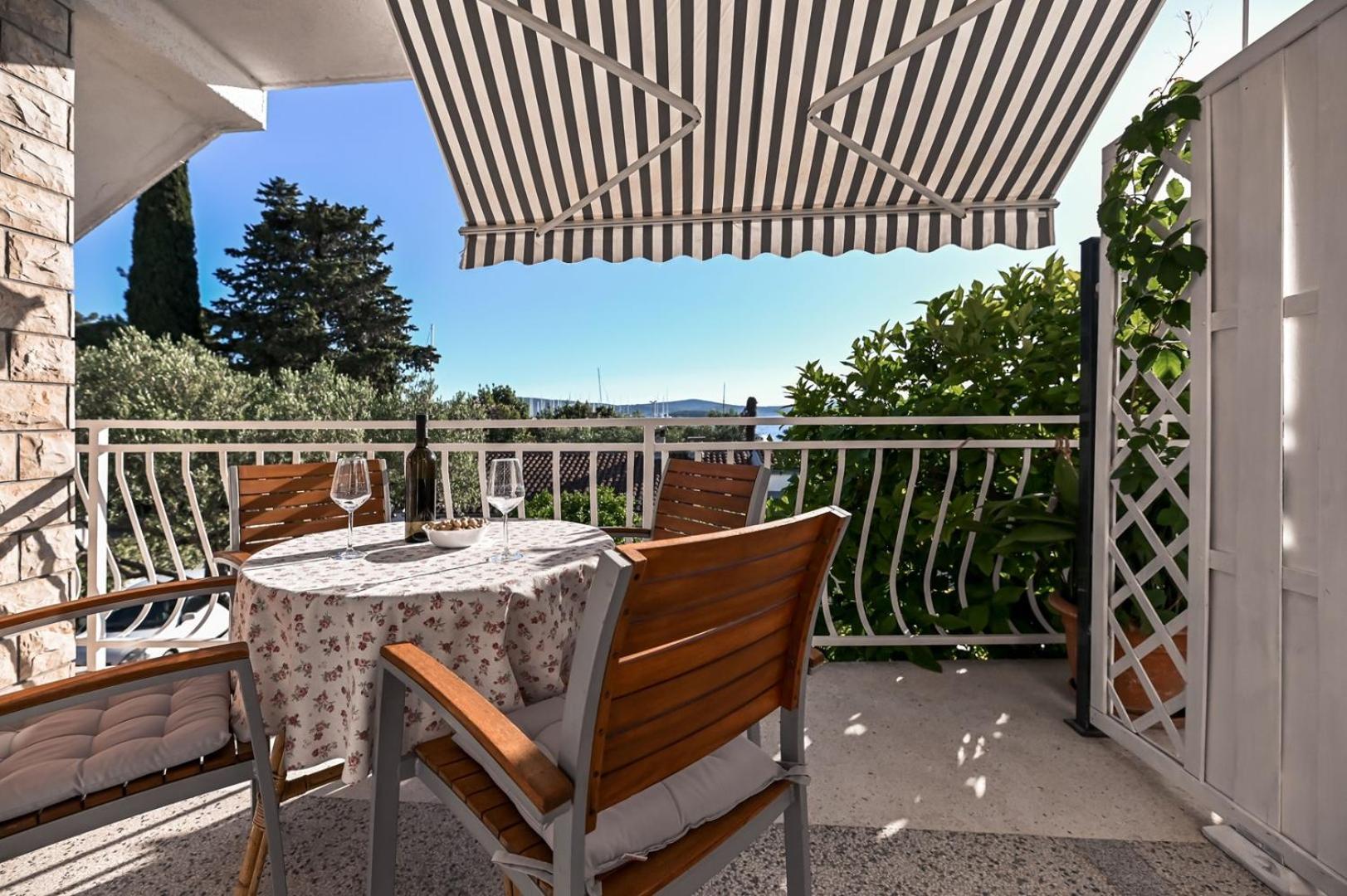 Apartment Rajna Biograd Na Moru Eksteriør billede