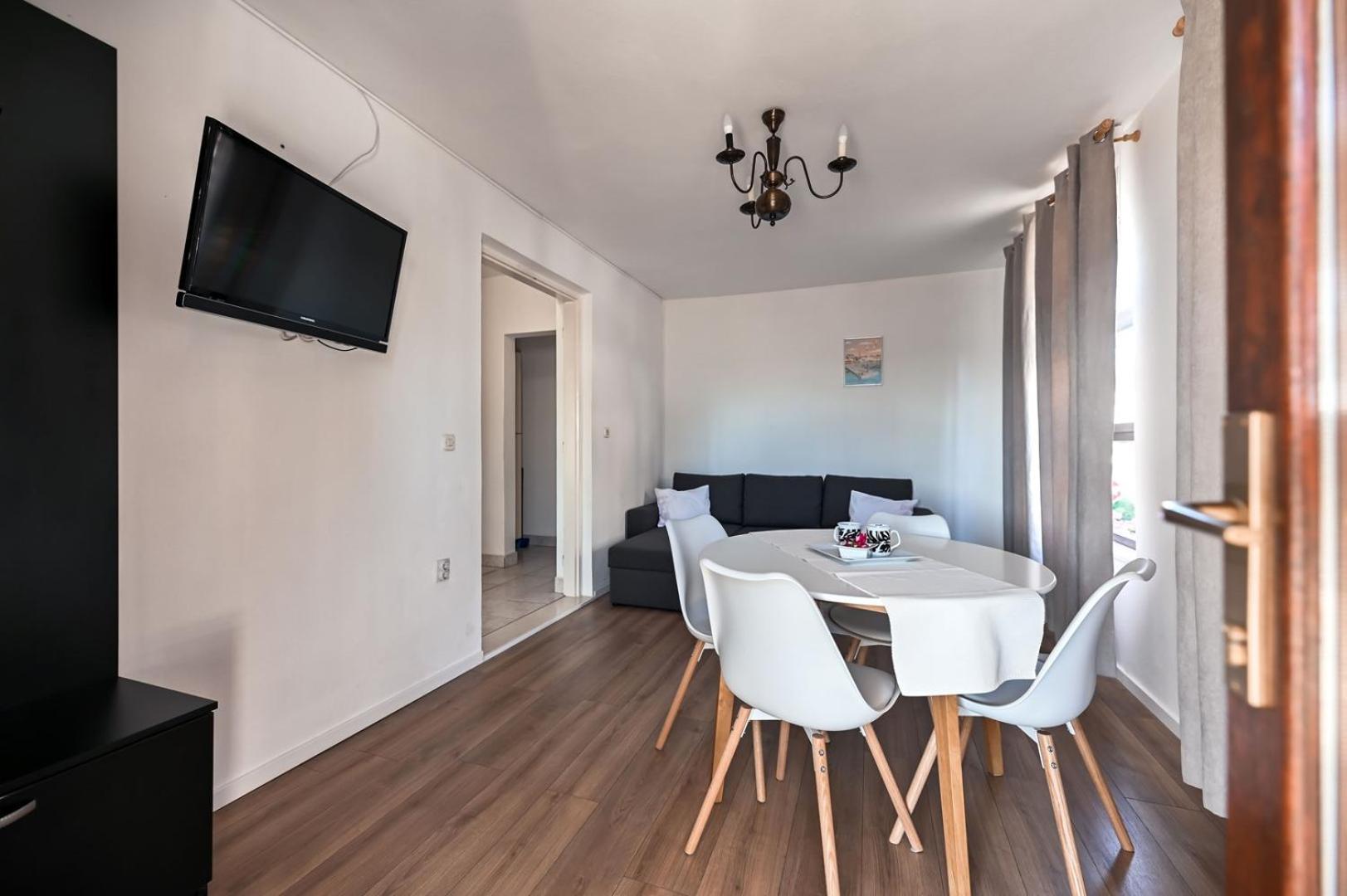 Apartment Rajna Biograd Na Moru Eksteriør billede